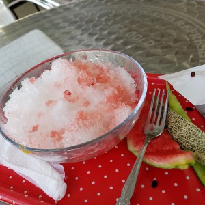 ジャンボフルーツかき氷