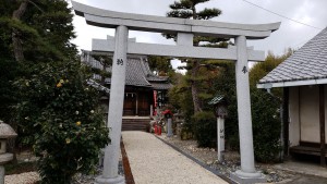玉三稲荷神社